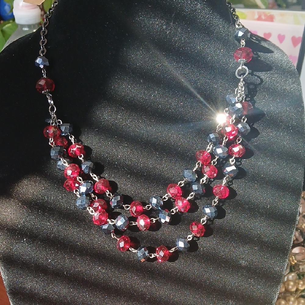 Elegant Red and Silver Beaded Necklace